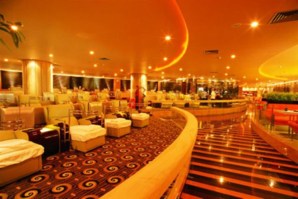 重庆西站按摩放松，旅行疲劳一扫光！